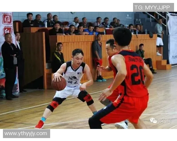 武汉篮球队的团队协作揭秘：如何在赛场上实现完美配合与默契合作