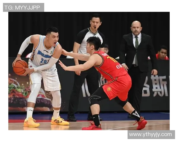 深圳篮球队荣登篮球意识排行榜第三名展现团队智慧与实力 深圳篮球队荣登篮球意识排行榜第三名展现团队智慧与实力